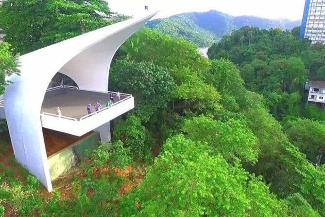 7-Hour Shared Group Santos Tour : Mont Serrat, Coffee Museum and Sightseeing - Entering Santos: historic center and the long Beach Garden walk
