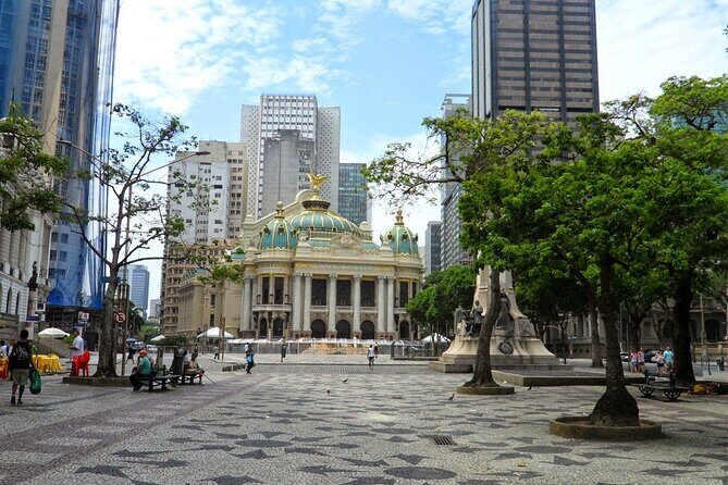 8-Hour Private Guided Tour in Rio de Janeiro - Cinelandia: Downtown Rio’s big-square energy