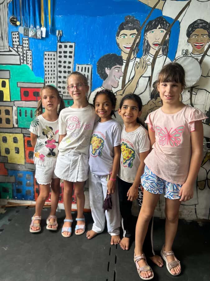 A Walk in the Rocinha Favela: Women Leading the Way - The main walk: narrow alleys, local shops, and the stories behind daily life