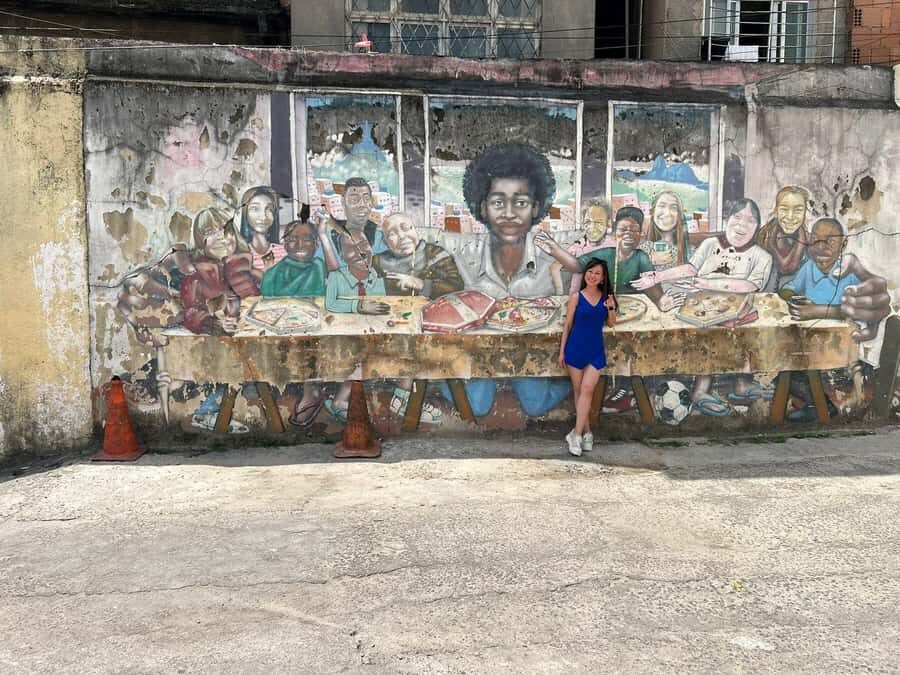 A Walk in the Rocinha Favela: Women Leading the Way - A women-led highlight: dance or football with local youth