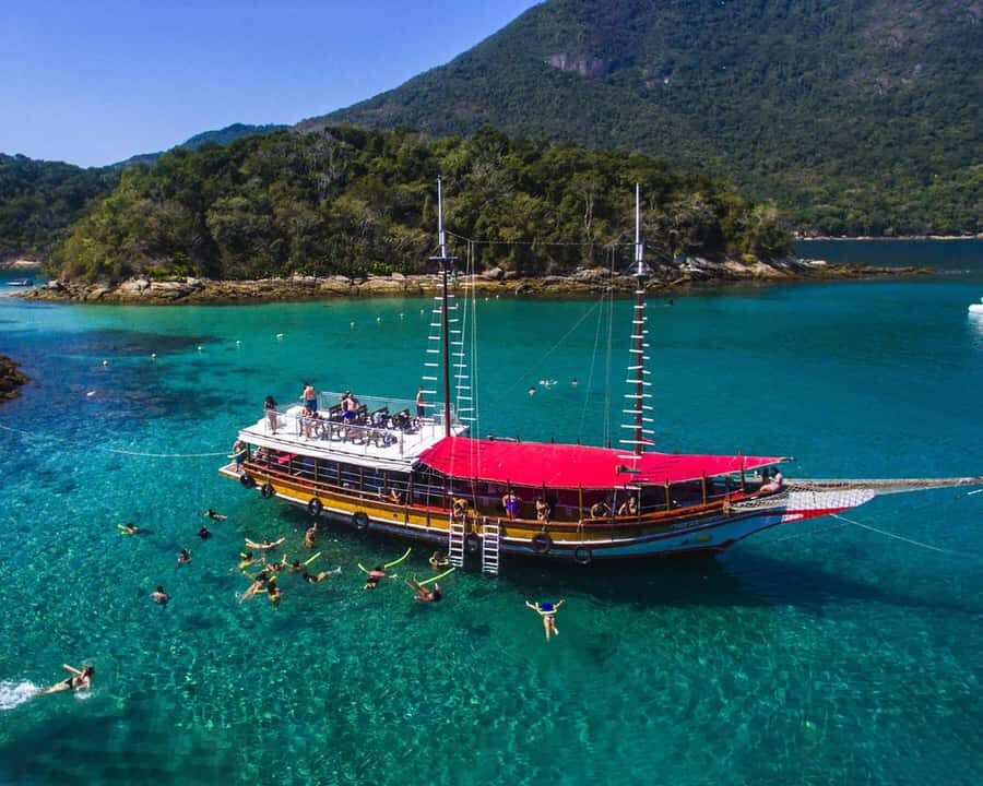 Adventures in Angra and Ilha Grande with Guide and Lunch - Praia de Cataguases: sand, turquoise water, and photo time
