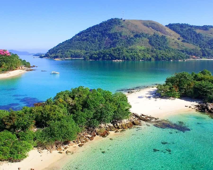 Adventures in Angra and Ilha Grande with Guide and Lunch - Lunch at Praia de Japariz: buffet value and what’s included