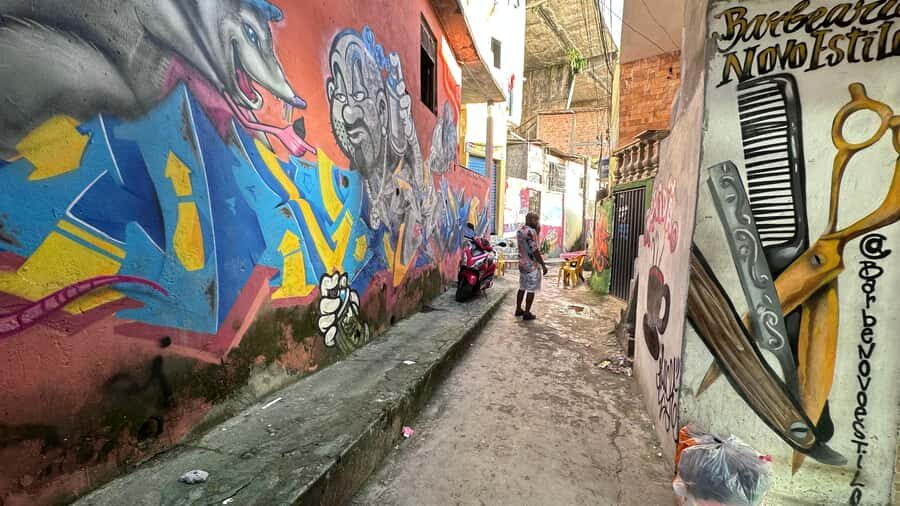 Afro-Brazilian Roots Private City Tour in Salvador - São Joaquim Fair: food smells, local produce, and everyday heritage