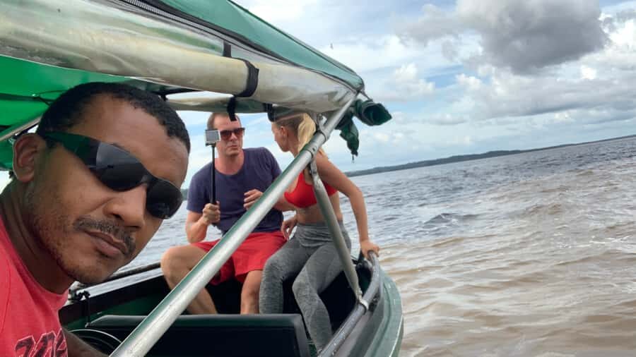 Amazonas: Boat Ride with a Local Amazonian - Logistics that matter: wet weather, pickup timing, and season