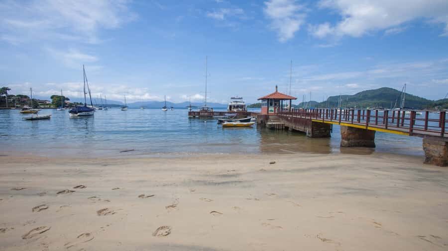 Angra dos Reis: Boat Tour in Ilha Grande and Lagoa Azul - Who should book this tour (and who might not love it)