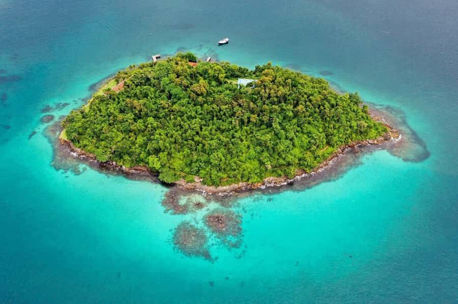 Angra dos Reis: Full-Day Tour with Lunch and Boat Ride - Sailing to Lagoa Azul: Swim Stops on the Schooner