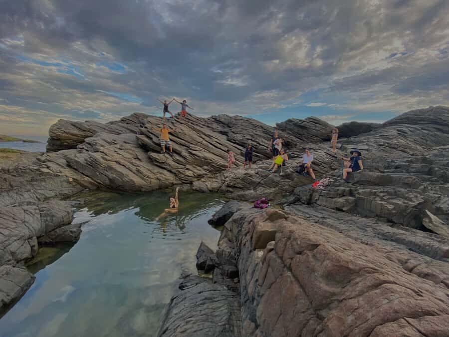 Armação dos Búzios: Walk Through the Natural Pools in Búzios - Hotel pickup, timing, and the “be ready” rule