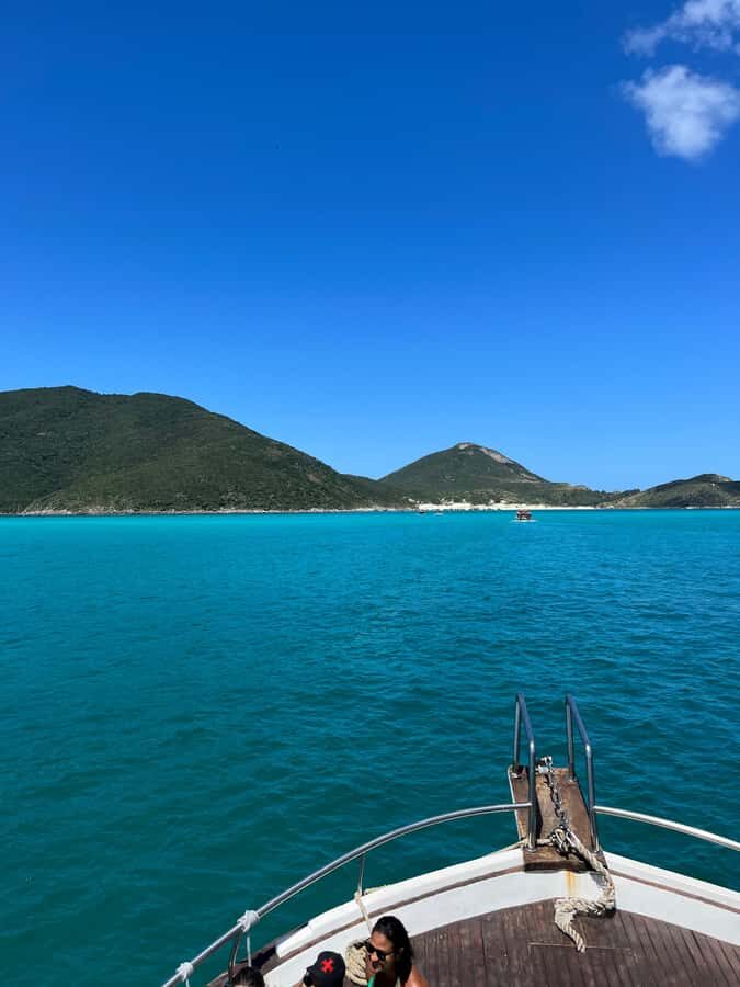Arraial do Cabo: Boat Trip with Waterslide - Stop 1: Ilha do Farol beach time and why it matters