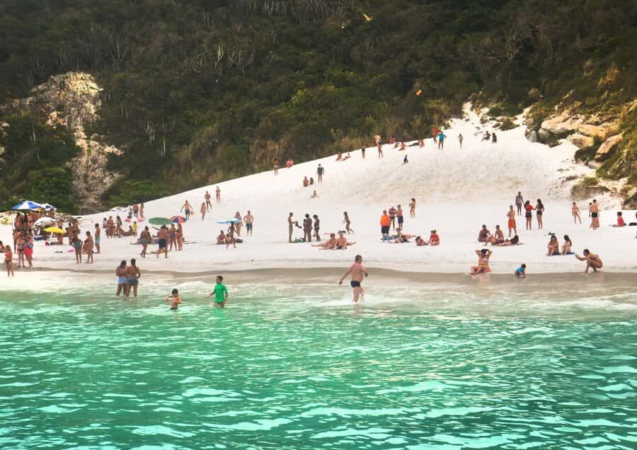 Arraial do Cabo (Brazilian Caribbean) Guided Tour from Rio de Janeiro - Praia do Forno and Pontal do Atalaia: quiet beach time and cliff views