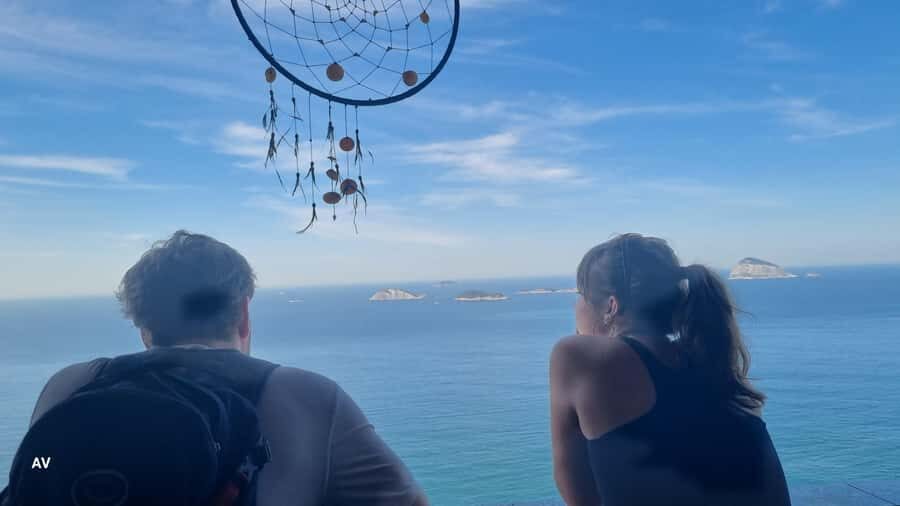 AVenturismo 2 Irmãos hill + Vidigal Favela - Midway reward: lookouts, a Rocinha view, and that cabin moment