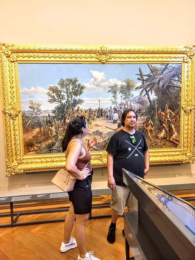 Best São Paulo City Tour History 5Hours Private Experience. - Avenida Paulista on foot: the easiest way to feel the city