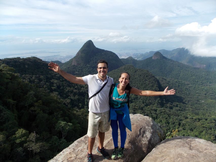 Bico do Papagaio Guided Hiking Tour in the Tijuca Forest - Getting Rio views from the Tooth Stone