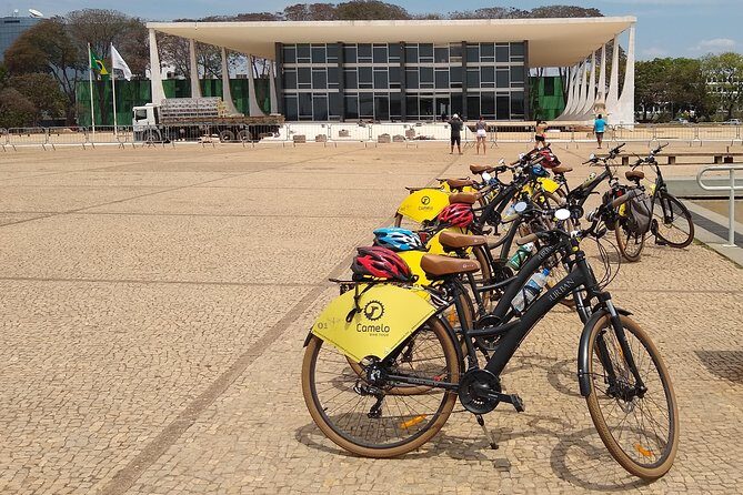 Bike Tour of the 4 Scales of Lucio - Why Brasília Makes Sense on a Bicycle