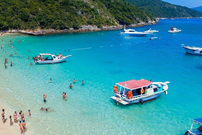Boat Tour in Arraial do Cabo from Buzios with Lunch - Arraial do Cabo Boat Day from Búzios: the value in the setup