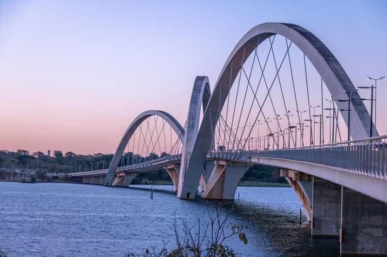 Brasilia : Private Custom Tour with a Local Guide - Your Guide Makes the Difference: Stefano’s Storytelling and Professionalism