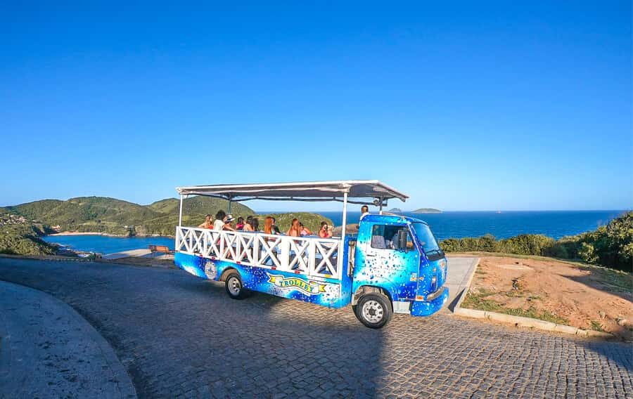 Búzios: Full-Day Shore Excursion by Land and Sea with Lunch - The south-side land route: 12 beaches, two lookouts, and a lot of coastline reading