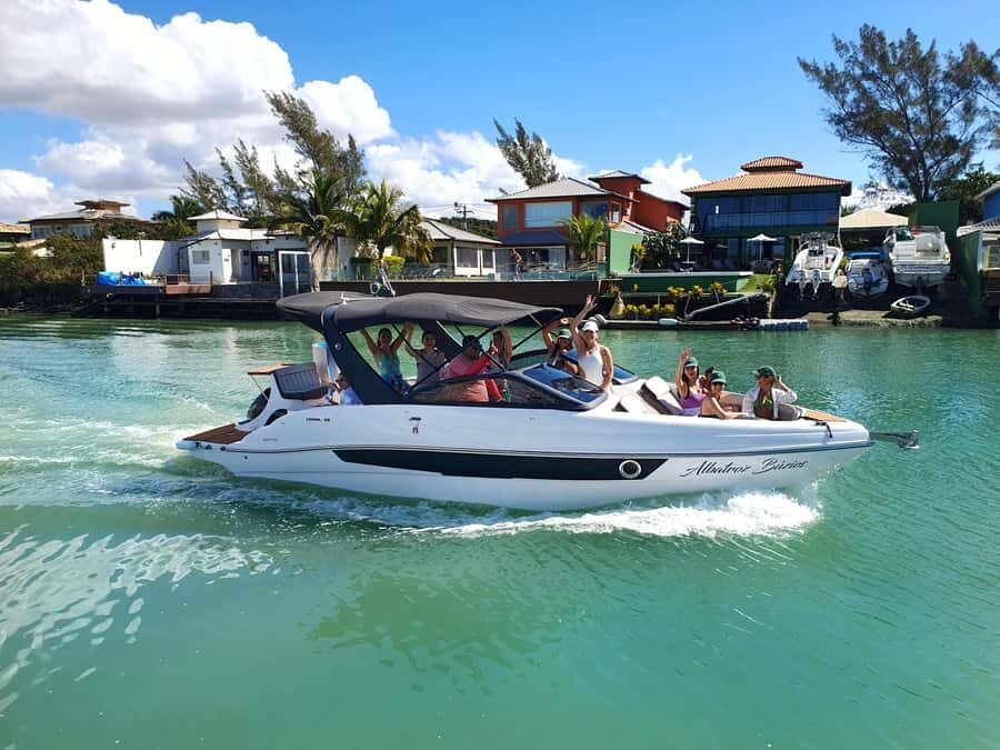 Búzios: Speedboat tour of 2 islands and 11 beaches - Why a Búzios speedboat day makes sense