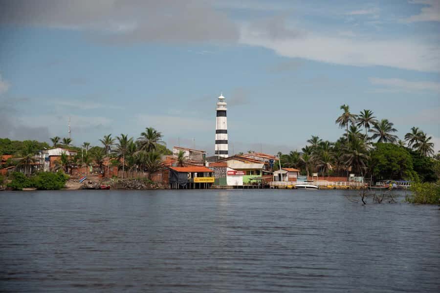 Caburé - Boat tour on the Rio Preguiças - What This Caburé Boat Tour Really Feels Like (7 hours, 2 types of water)