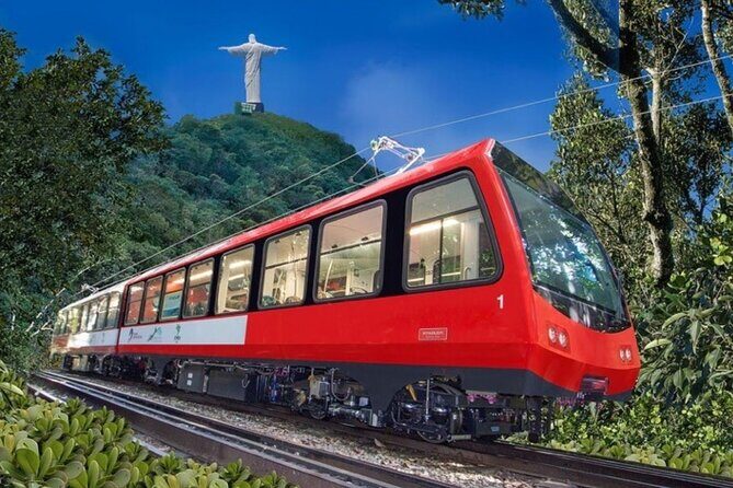 City Tour Full VIP - Corcovado Train + Churrascaria Rodízio - Escadaria Selarón: guided history in a short 20-minute walk