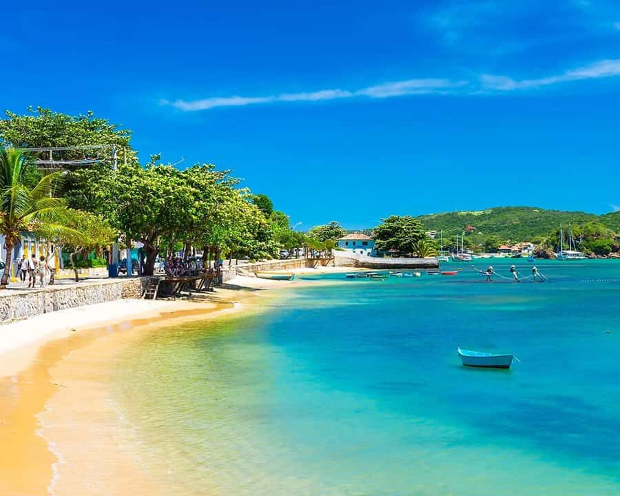 Discover Búzios Beaches and Boat Tours - Leaving from Búzios - Rua das Pedras and lunch: the built-in break that makes it feel like a day