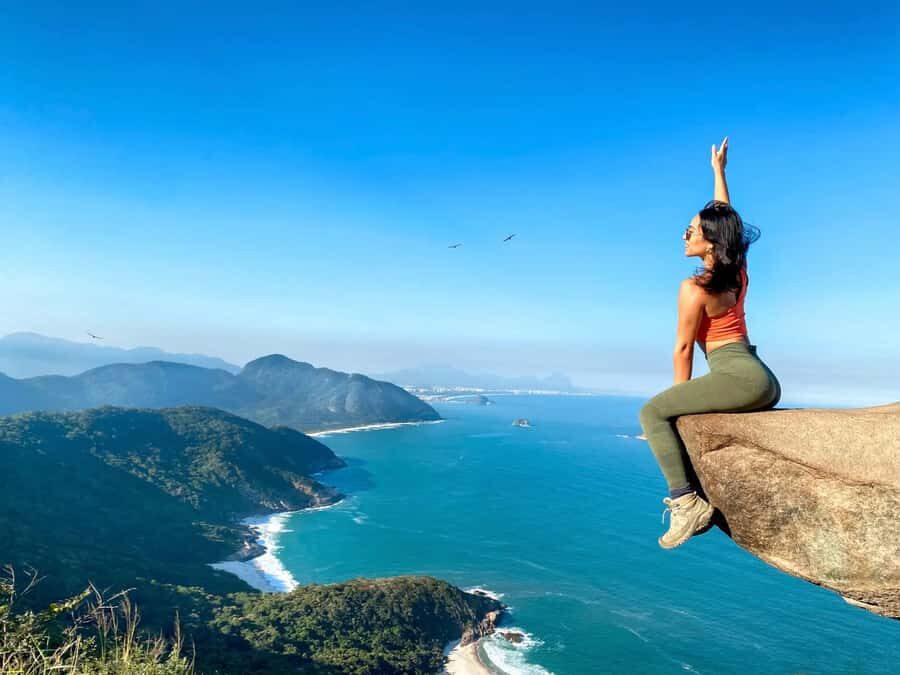 Discover Pedra do Telégrafo: Scenic Hike with Expert Guide - The Trail Math: 3.5 km, 8 Hours, and a Moderate Challenge