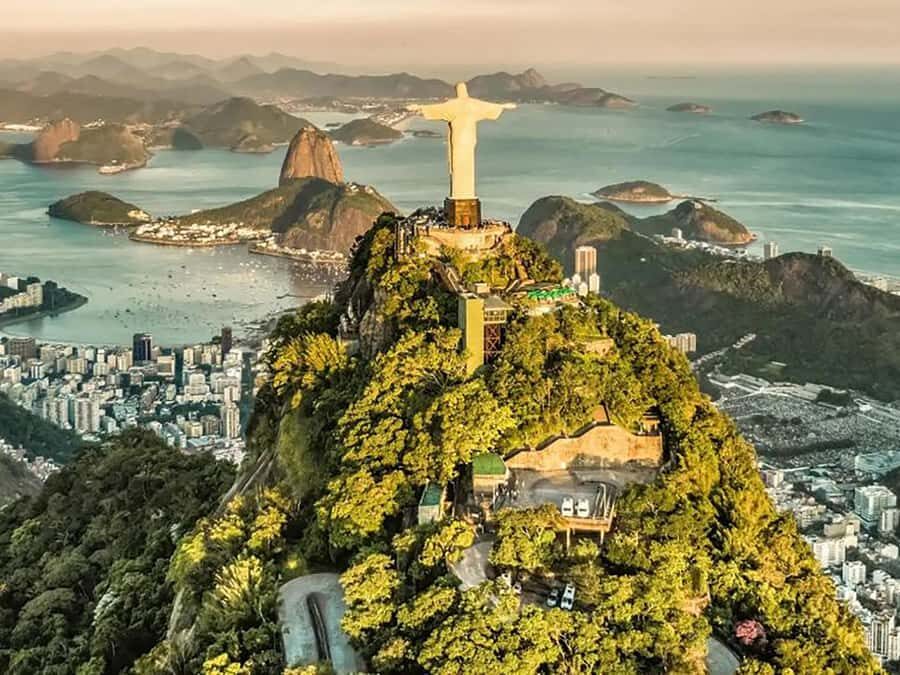 Explore Rio: Christ, Selarón, and more in 5 Hours! - Key things I’d actually notice on this tour