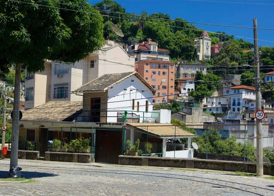 Explore Santa Teresa: Walking Tour - Santa Teresa by foot: what the neighborhood feels like