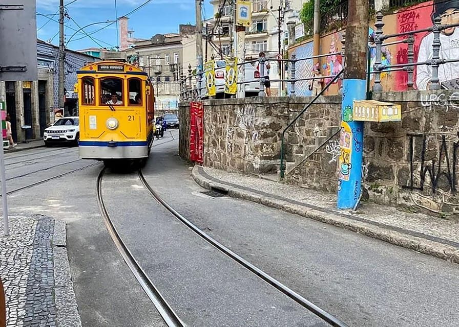 Explore Santa Teresa: Walking Tour - Parque das Ruínas: an easy stop that connects art and architecture