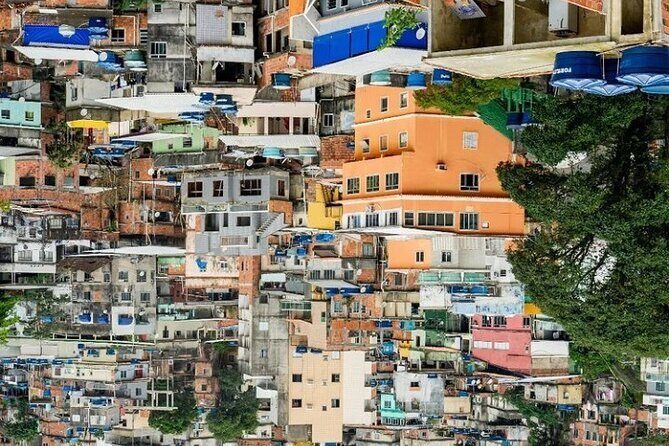 Explore the history and culture of Favela da Rocinha - Food that’s local, but not included