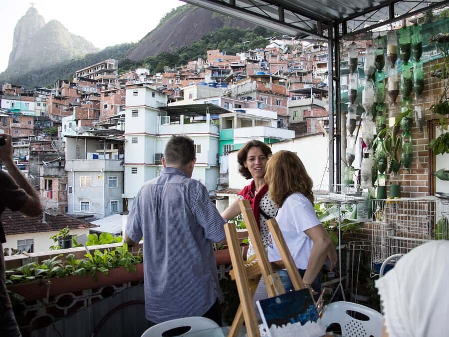 Favela Santa Marta: Walking Tour with local guide - The Michael Jackson viewpoint: the story behind Laje do Michael Jackson