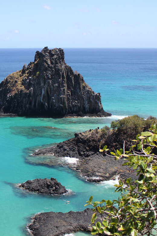 Fernando de Noronha: Catamaran Tour with meal and transfer - Practical rules and “how to not get annoyed” tips