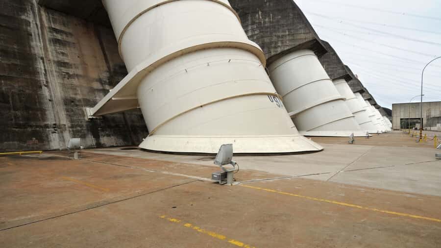 Foz do Iguaçu: Itaipu Hydroelectric Dam Guided Tour - Who This Tour Suits Best (and Who Might Want More)