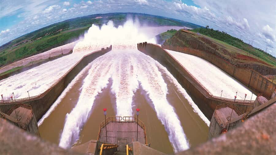 Foz do Iguaçu: Itaipu Hydroelectric Dam Guided Tour - Visitor Reception Center: The 30-Minute Video That Makes the Dam Make Sense