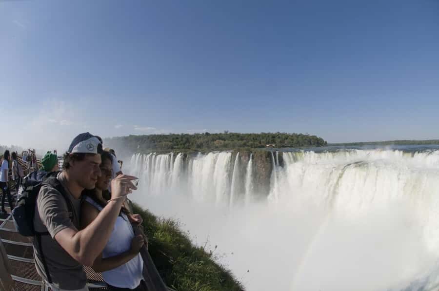 From Foz do Iguaçu: Argentinean Falls Tour with Pickup - From Foz to Argentina: what the border crossing really means