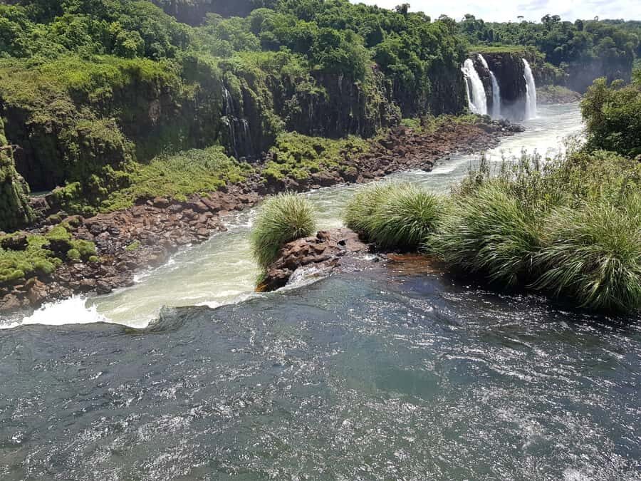 From Foz do Iguaçu: Brazilian Falls and Bird Park Tour - Timing and Pacing: A 6-Hour Day That Doesn’t Stretch You Thin