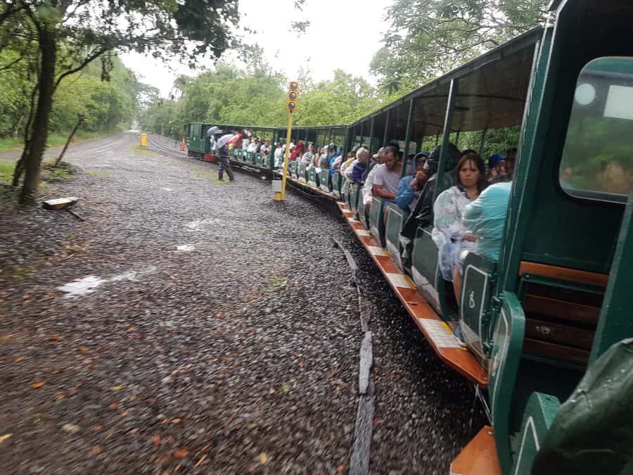 From Foz do Iguaçu: Iguazú Falls Boat Ride Argentina - Who should book this Argentina-side Iguazú Falls boat tour