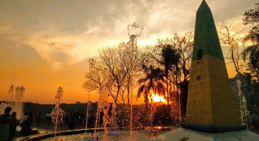 From Foz do Iguazu: Triple Frontier Landmark Ticket - The night show: from Naipi and Tarobá to tango, samba, and polka