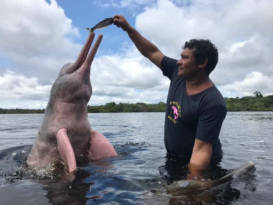 From Manuas: Full-Day River Tour - Pirarucu fish farm + try-your-luck fishing