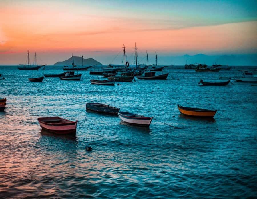 From Rio: Buzios Beaches Day Trip with Boat Ride and Lunch - Azeda and Azedinha: lemon-green water and quick coastal stops
