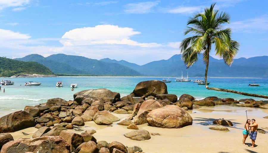 From Rio de Janeiro: Angra dos Reis & Ilha Grande Day Tour - Praia de Japariz lunch: where the day’s best meal might be late