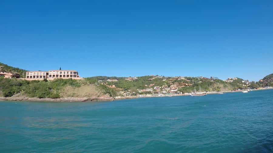 From Rio de Janeiro: Búzios Full-Day Boat Tour - Rua das Pedras: Your Free Time for Souvenirs and Snacks