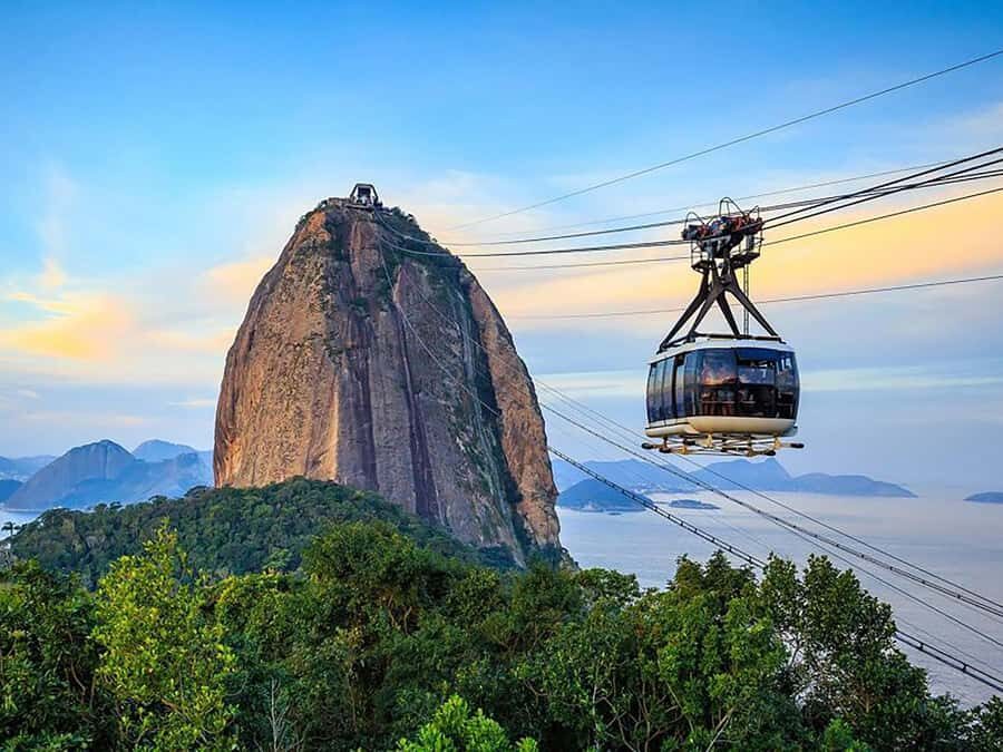 Full-Day City Sightseeing Tour in Rio de Janeiro - Maracanã and Sambadrome Pass-By: Football and Carnival Energy