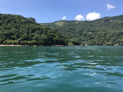Full-Day Tour to Angra dos Reis and Ilha Grande - Angra dos Reis: why the bay is the star of the show