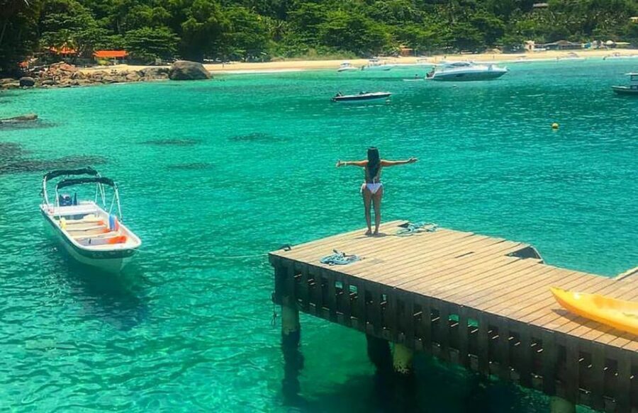 Full-Day Tour to Angra dos Reis and Ilha Grande - Lunch timing and Praia de Japariz: plan for a simple, included meal