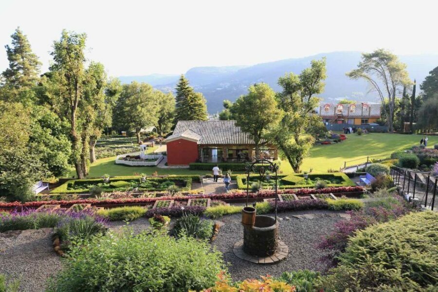 Gramado and Canela: Private Daytour from Porto Alegre - Lawn Center and Black Lake: Where the Pace Quietly Changes