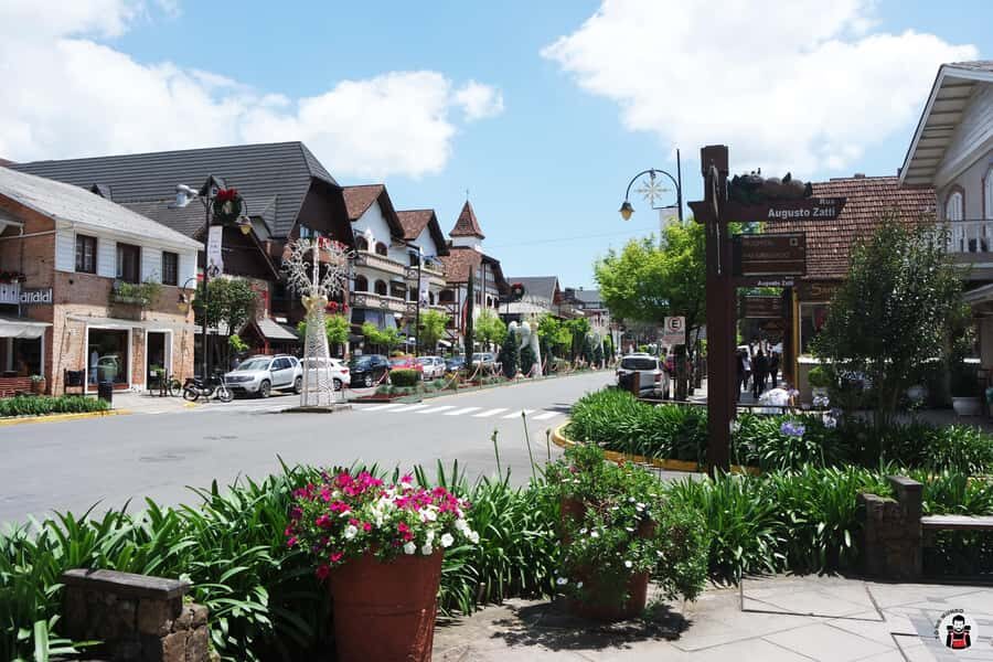 Gramado and Canela private trip with English speaking guide - What your English-speaking guide adds (beyond directions)