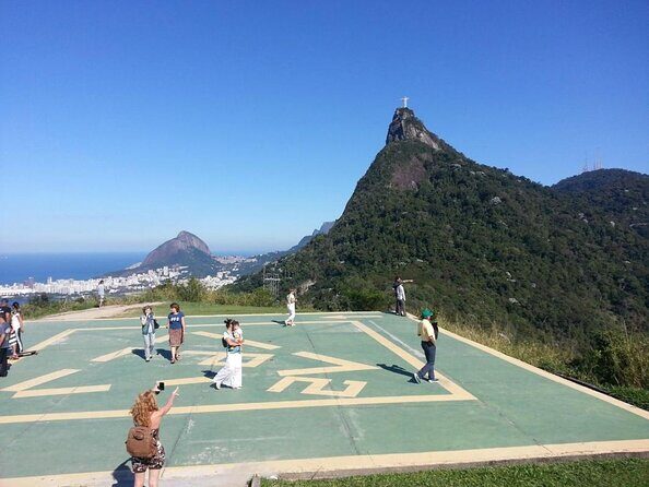 Guided Tour to Favela Santa Marta - Meeting in Botafogo: the start point and what to expect