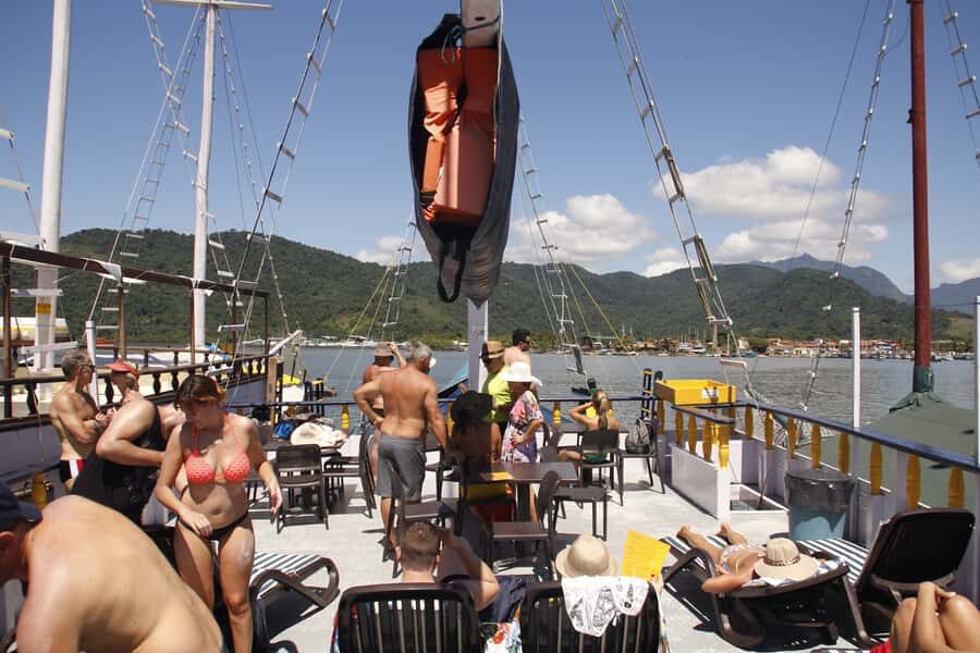 Half-Day Schooner Cruise and Snorkeling in Paraty Bay - Safety, Language, and the Onboard Pace