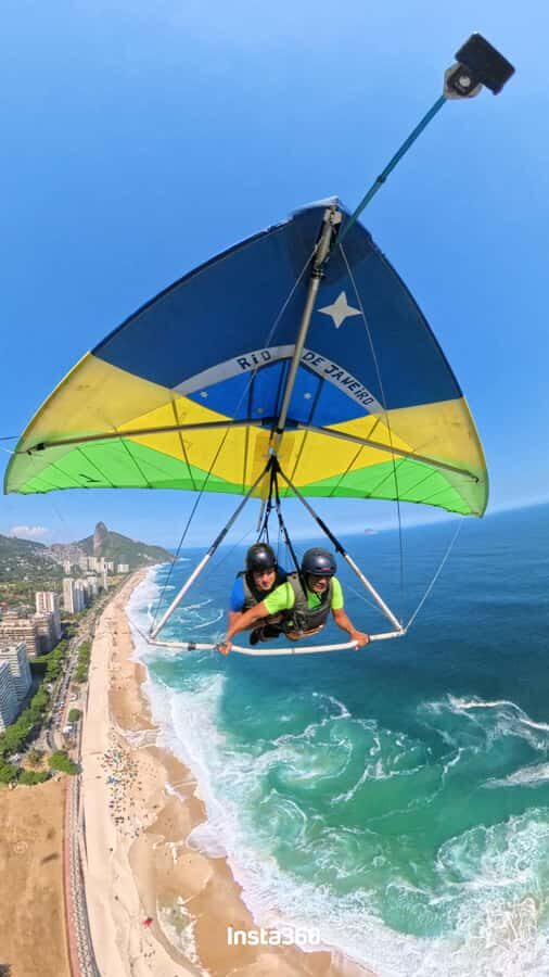 Hang gliding flight in Rio de Janeiro - Meet at the Clube de voo, then get ready at the ramp