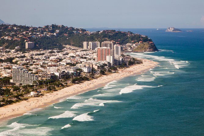 Helicopter Ride in Rio de Janeiro - 30 Minutes by Comandante Nobre - Group Size: What 12 People Means for Your Experience